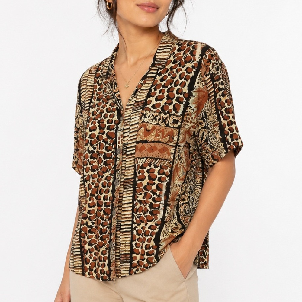 23 Teddi Womens Petite Small Animal Leaf Print Button Up Shirt Short Sleeve